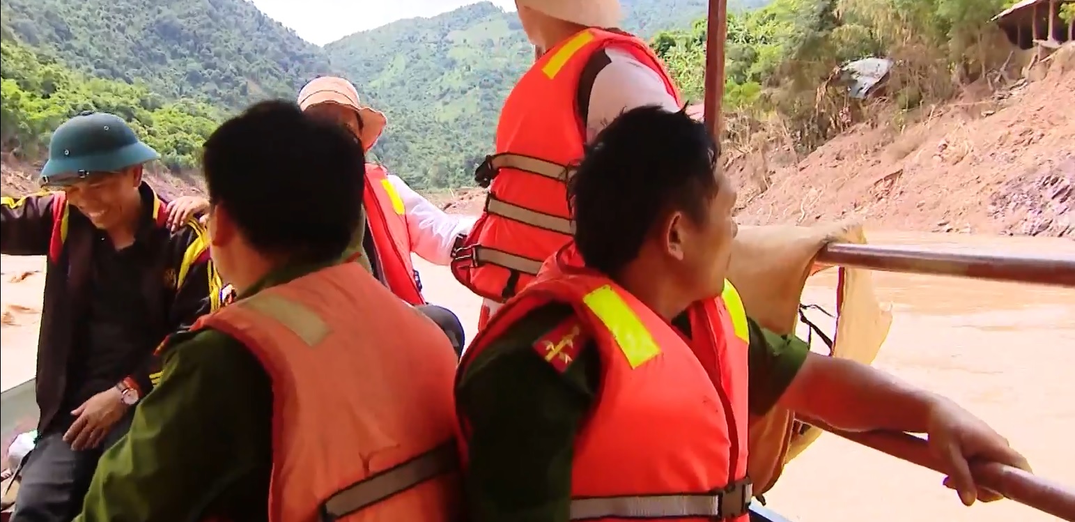 Khẩn trương khắc phục lũ quét tại xã biên giới Nghệ An