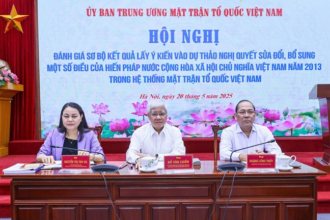Góp ý sửa đổi, bổ sung Hiến pháp năm 2013: Tái định vị vai trò của Mặt trận Tổ quốc Việt Nam trong hệ thống chính trị