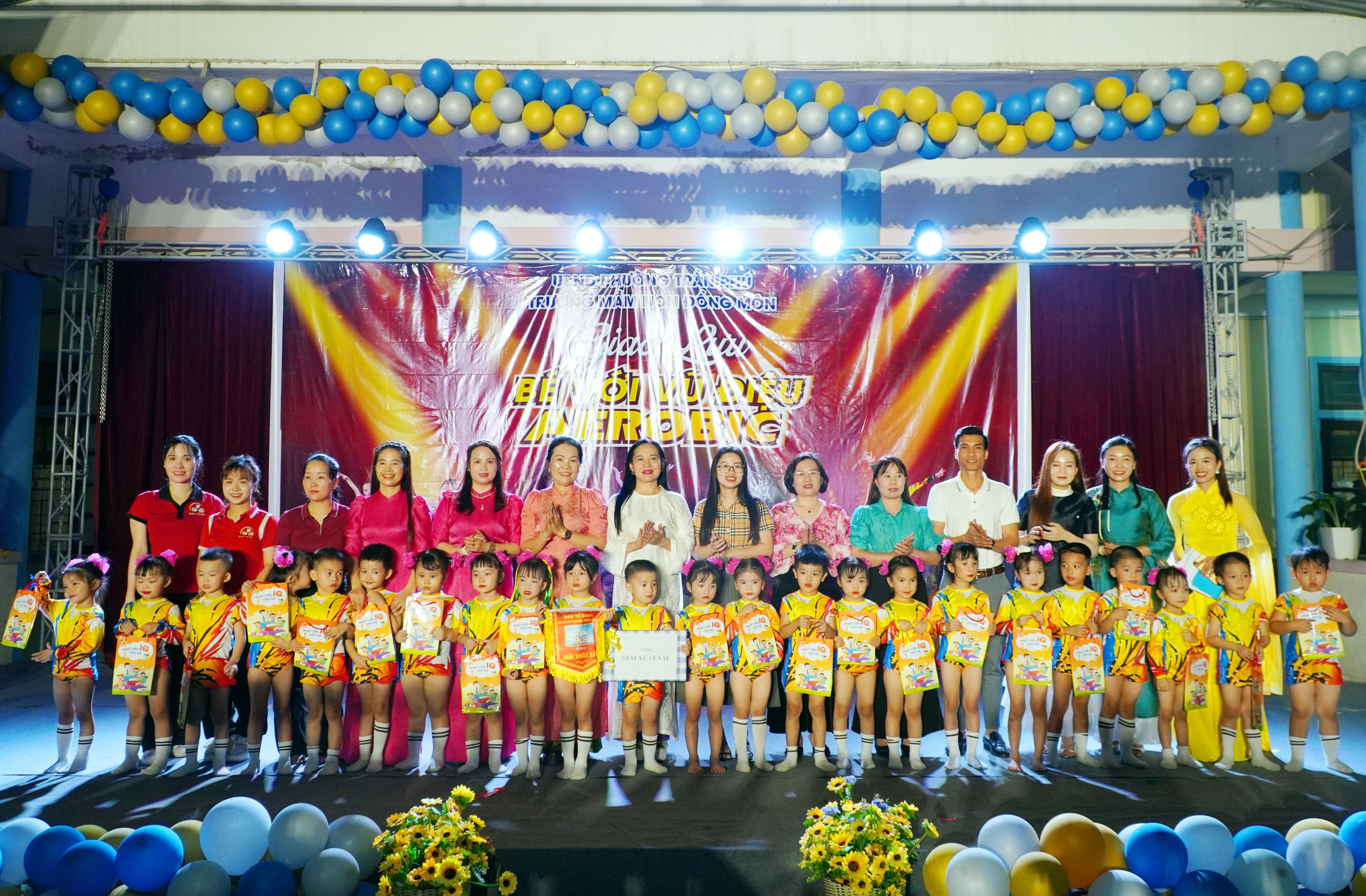 Trường Mầm non Đồng Môn sôi động, rực rỡ chương trình giao lưu “Bé với vũ điệu Aerobic” 