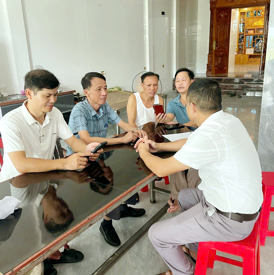 Phường Trần Phú quyết liệt đôn đốc hoàn thành chỉ tiêu cài đặt ứng dụng công dân số I- Hatinh trước ngày 12/7