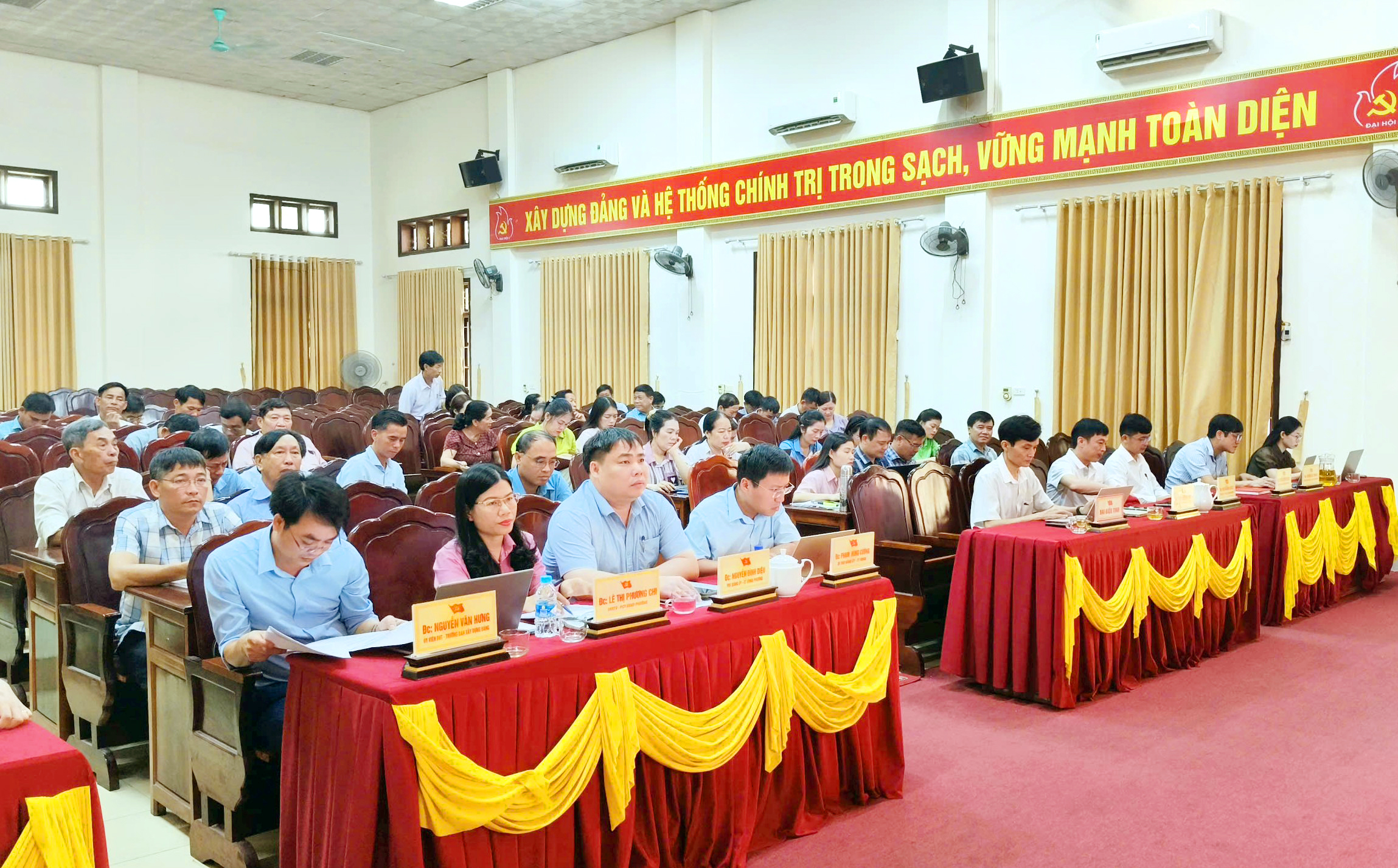 Phường Trần Phú sơ kết 5 năm thực hiện Kết luận 21-KL/TW về đẩy mạnh xây dựng, chỉnh đốn đảng và hệ thống chính trị