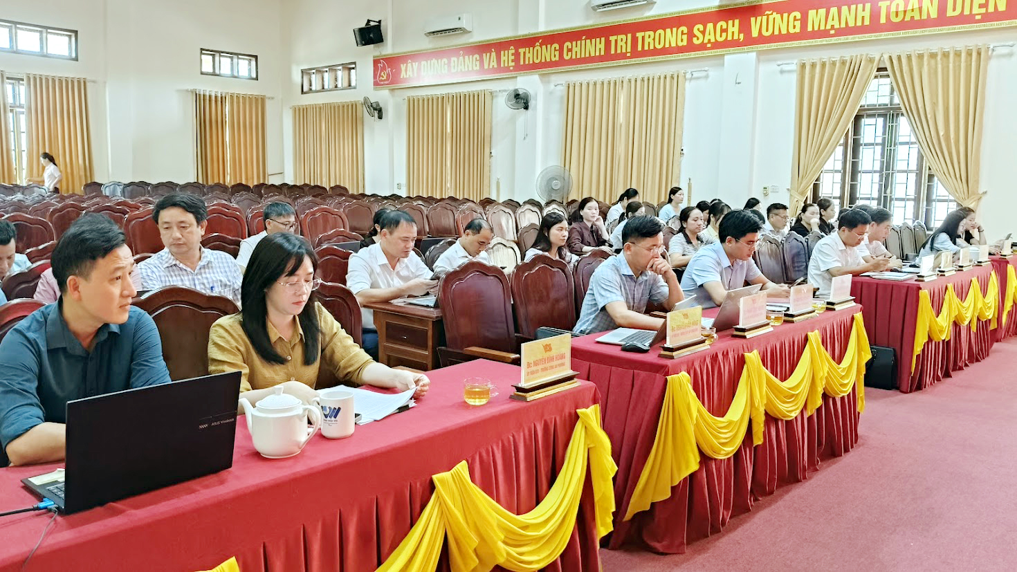 Phường Trần Phú tập huấn triển khai xây dựng danh mục sản phẩm công việc và đánh giá KPI