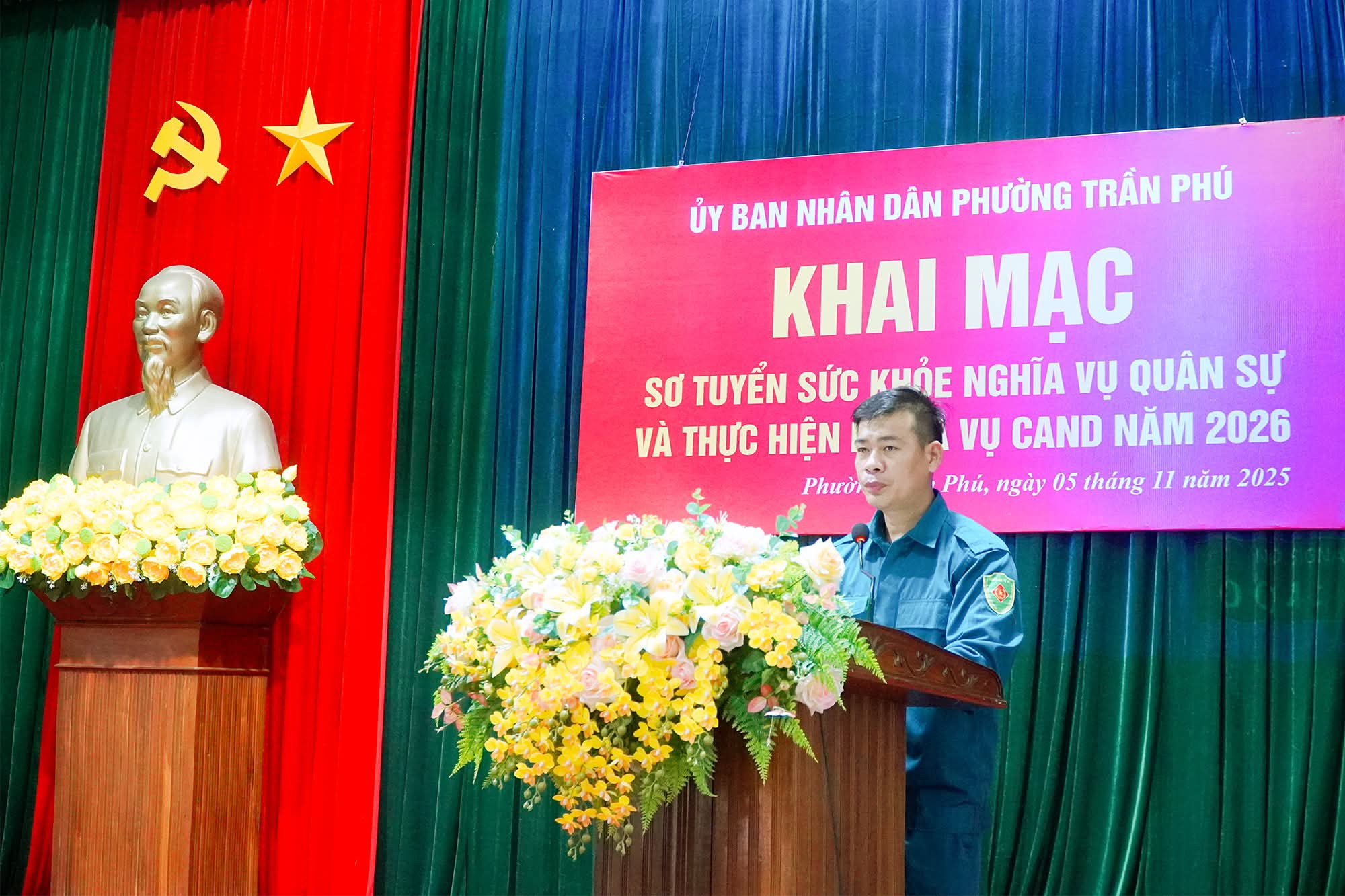 Thanh niên phường Trần Phú tham gia sơ khám tuyển sức khỏe  nghĩa vụ Quân sự và Công an nhân dân năm 2026