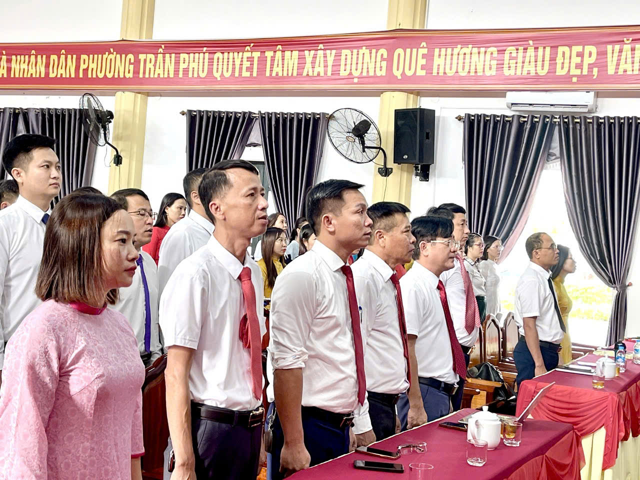 Trang trọng Lễ chào cờ tháng 10/2025