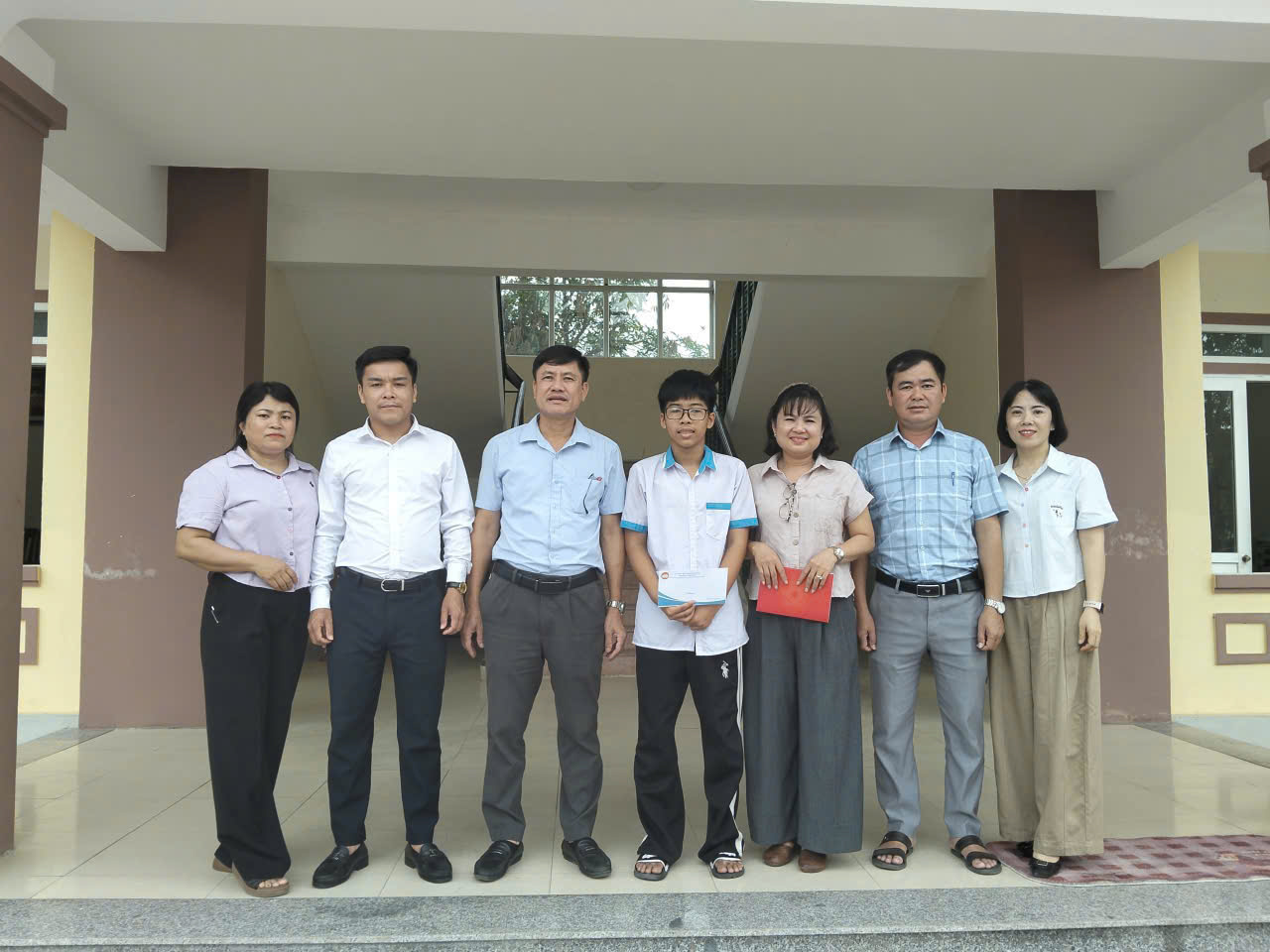 MTTQ Việt Nam phường Trần Phú kịp thời hỗ trợ các gia đình gặp rủi ro đột xuất