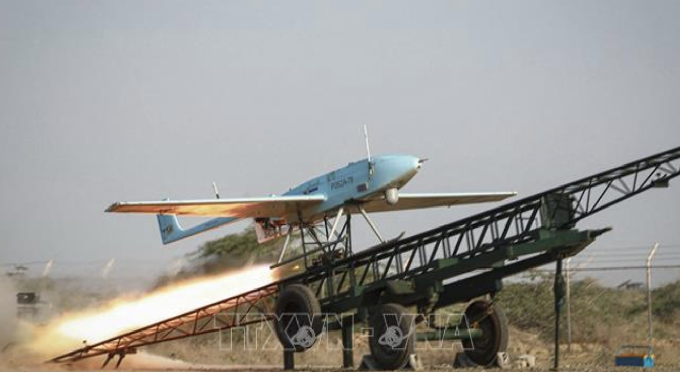 Iran trả đũa, "phóng hơn 100 UAV" về phía Israel, căng thẳng leo thang | VTV24