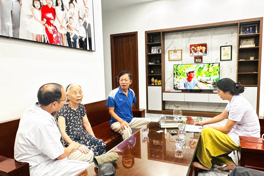 Phường Trần Phú huy động lực lượng y tế đến tận nhà, quyết tâm hoàn thành mục tiêu khám sức khỏe toàn dân