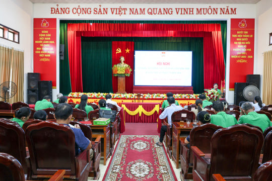 Hội Nông dân phường Trần Phú sơ kết hoạt động 9 tháng, đẩy mạnh hỗ trợ nông dân chuyển đổi số 