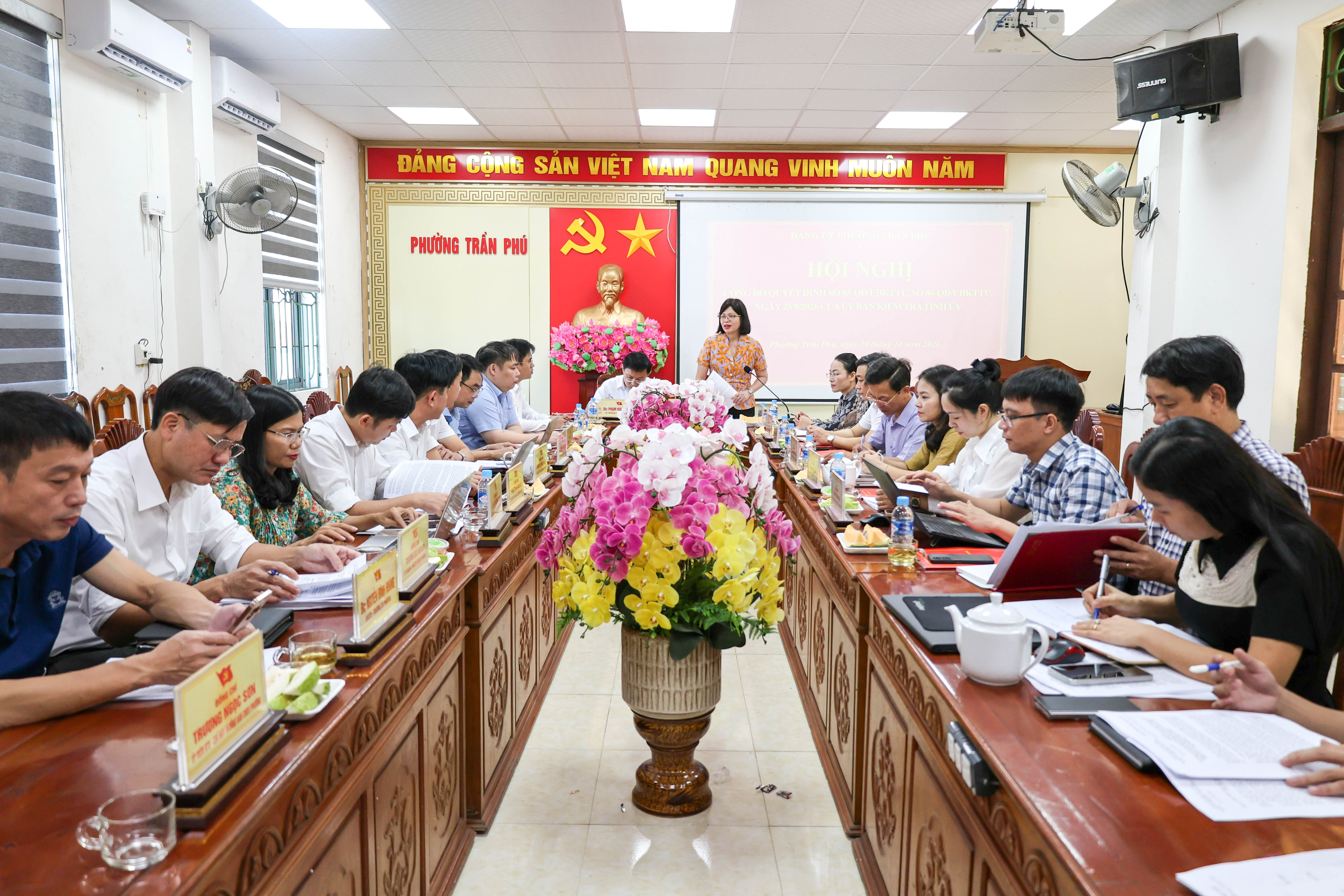 Công bố Quyết định kiểm tra, giám sát và tài chính đảng tại Đảng ủy phường Trần Phú