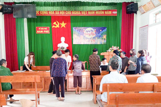 Phường Trần Phú huy động đồng bộ các tổ dân phố, đẩy nhanh tiến độ làm sạch dữ liệu đất đai 