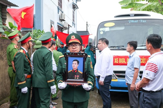 Trần Phú trang nghiêm đón, rước hài cốt liệt sĩ Trần Văn Kỳ về quê hương 