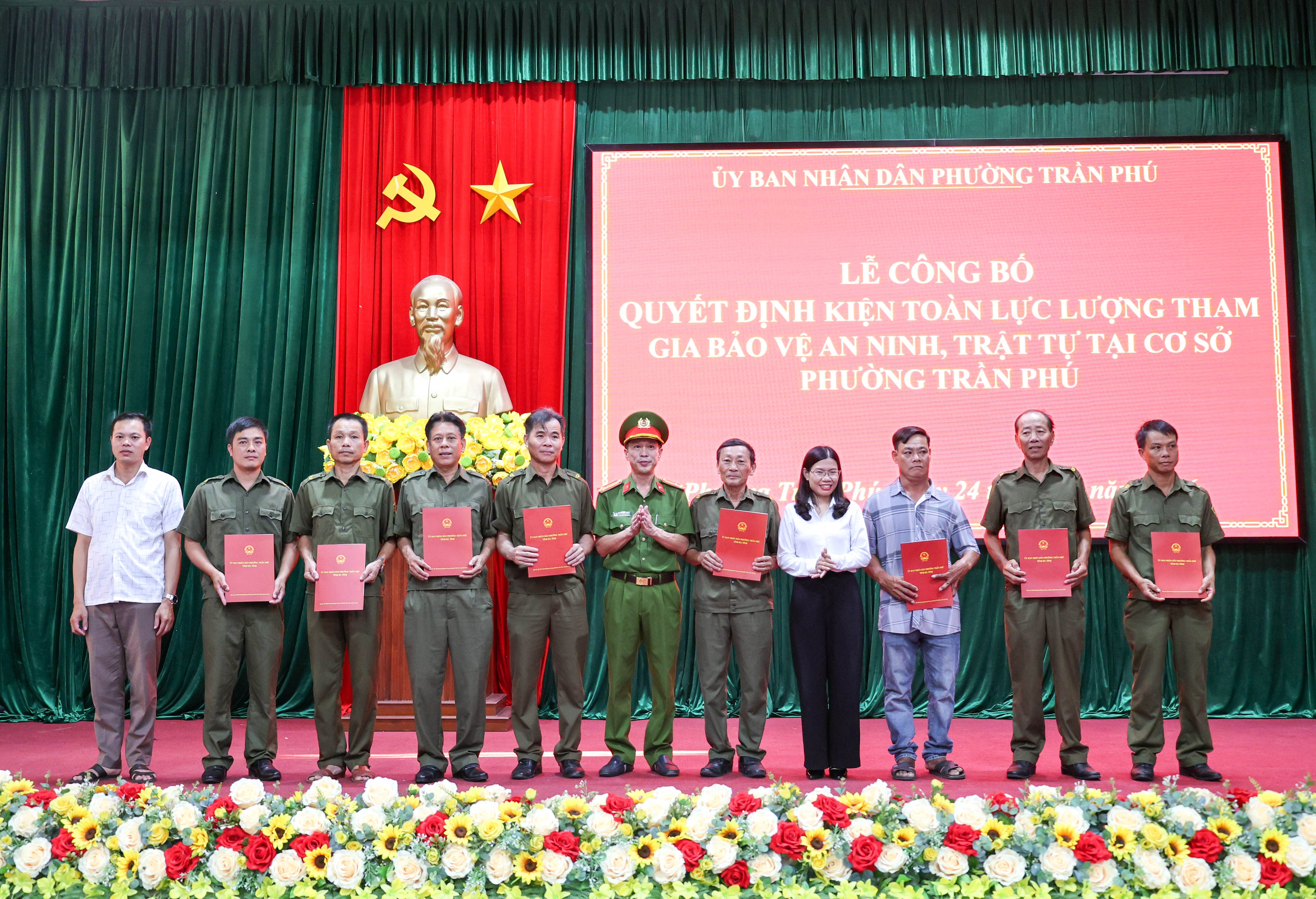 Phường Trần Phú kiện toàn lực lượng tham gia bảo vệ an ninh, trật tự ở cơ sở