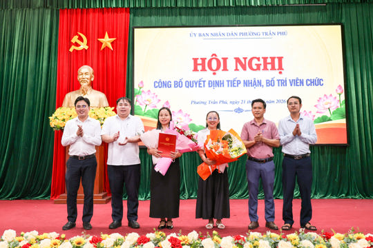 Phường Trần Phú tiếp nhận, bố trí 2 viên chức chuyên ngành nông nghiệp 